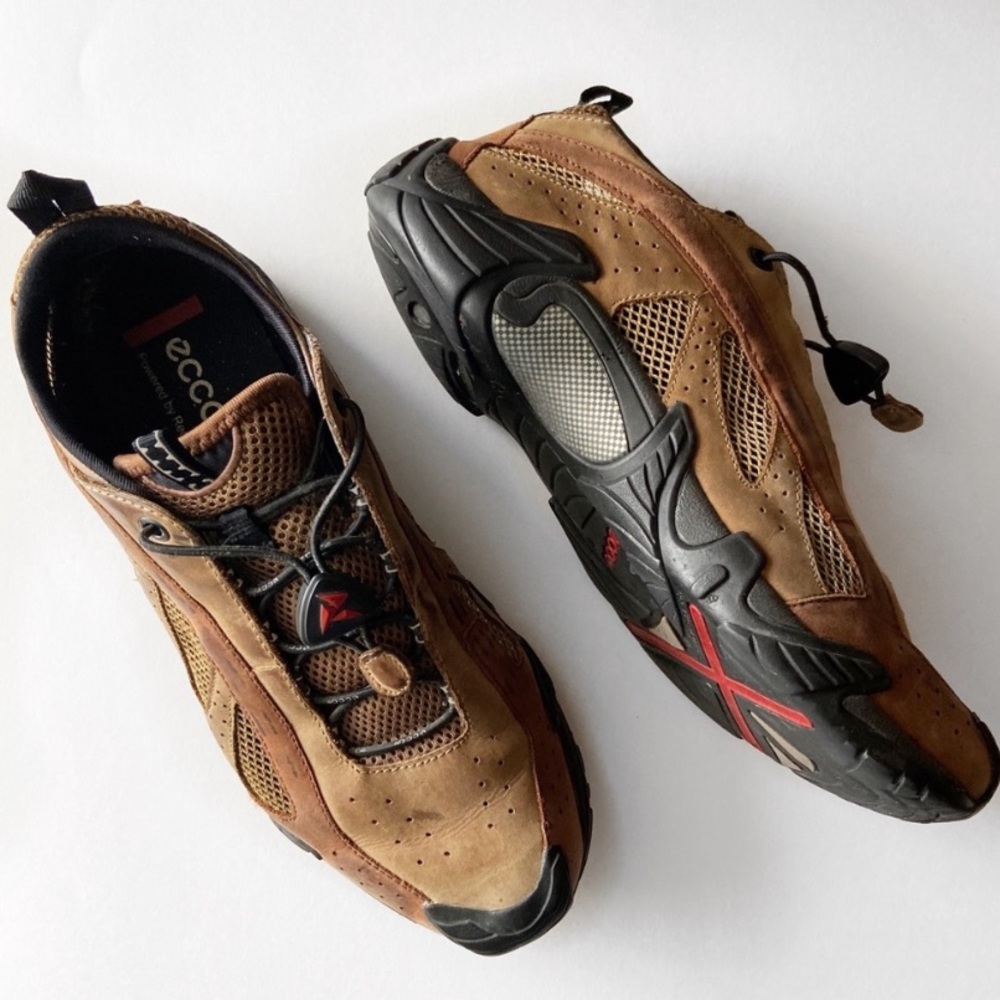 Ecco Men Receptors trail brown shoes